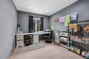 2099 Kathleen Cir, Montgomery, IL 60538 - Photo 10