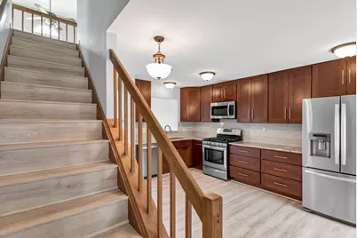 379 Ascot Lane, Streamwood, IL 60107 - Photo 2
