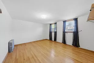 7058 S Fairfield Ave, Chicago, IL 60629 - Photo 14