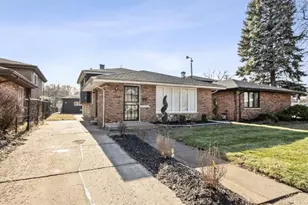 505 E 146th St, Dolton, IL 60419 - Photo 2