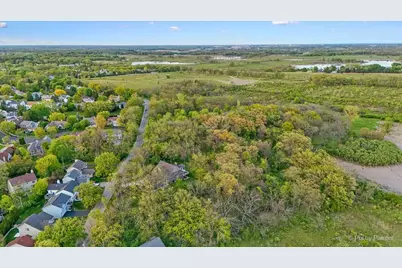 806 Wauconda Road, Wauconda, IL 60084 - Photo 10