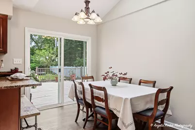 615 Highland Avenue, Antioch, IL 60002 - Photo 8