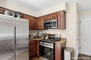 615 Highland Ave, Antioch, IL 60002 - Photo 12