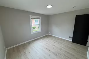 16439 Cottage Grove Ave, South Holland, IL 60473 - Photo 10