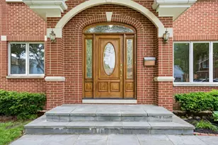 1236 S Brophy Ave, Park Ridge, IL 60068 - Photo 2