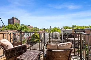 3843 N Southport Ave, Chicago, IL 60613 - Photo 12
