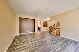 932 Tuscany Dr, Streamwood, IL 60107 - Photo 6