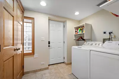 4947 Estes Avenue, Skokie, IL 60077 - Photo 16