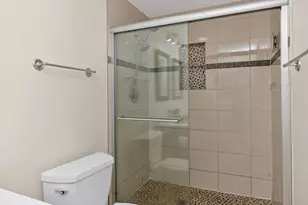 2S742 Ave Orleans, Oak Brook, IL 60523 - Photo 14