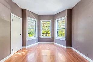 3244 N Drake Ave, Chicago, IL 60618 - Photo 2