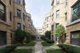 4054 N Sheridan Rd, Chicago, IL 60613 - Photo 1