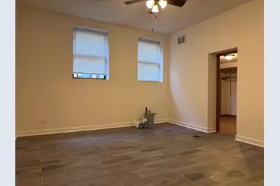 4054 N Sheridan Road #BW, Chicago, IL 60613 - Photo 4