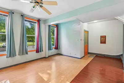 10540 S Maryland Avenue, Chicago, IL 60628 - Photo 2