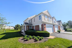 1014 Heron Cir, Joliet, IL 60431 - Photo 1