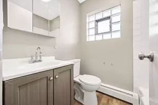 16 N Garfield St, Lombard, IL 60148 - Photo 10