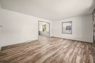3347 Meadow Trail W, Dekalb, IL 60115 - Photo 16