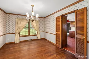 29W007 Oak Ln, Warrenville, IL 60555 - Photo 6