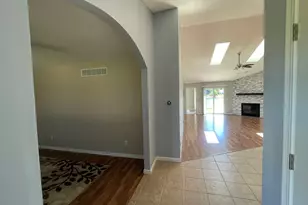 2506 Windward Blvd, Champaign, IL 61821 - Photo 4
