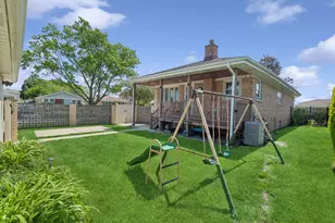 8600 W Ainslie St, Norridge, IL 60706 - Photo 30