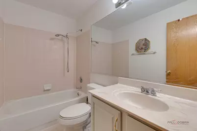 2944 Oak Court #2944, Schaumburg, IL 60193 - Photo 26