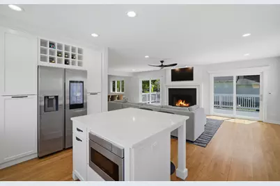 116 N Pine Avenue, Arlington Heights, IL 60004 - Photo 10