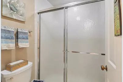 4050 Dundee Road #303, Northbrook, IL 60062 - Photo 18