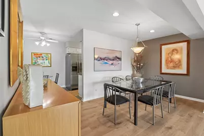 4050 Dundee Road #303, Northbrook, IL 60062 - Photo 4