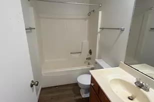 906 Pomona Dr, Champaign, IL 61822 - Photo 12