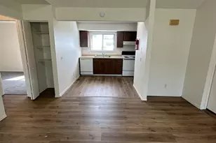 906 Pomona Dr, Champaign, IL 61822 - Photo 4