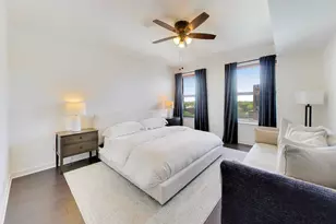 77 S Evergreen Ave, Arlington Heights, IL 60005 - Photo 10