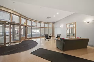 1212 N Lasalle Dr, Chicago, IL 60610 - Photo 18