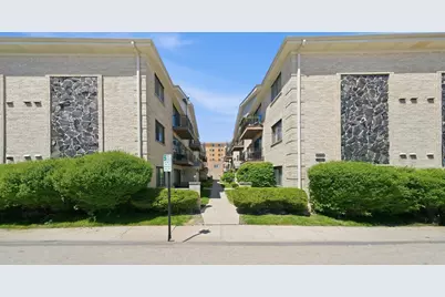 7204 W Cortland Street #205, Elmwood Park, IL 60707 - Photo 2
