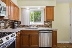 7204 W Cortland St, Elmwood Park, IL 60707 - Photo 14