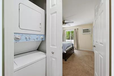7204 W Cortland Street #205, Elmwood Park, IL 60707 - Photo 20