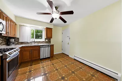 7204 W Cortland Street #205, Elmwood Park, IL 60707 - Photo 12
