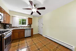 7204 W Cortland St, Elmwood Park, IL 60707 - Photo 12
