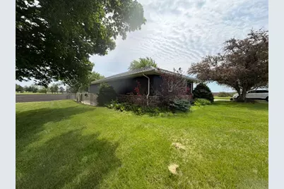 1698 E 950th Road, Tonica, IL 61370 - Photo 2