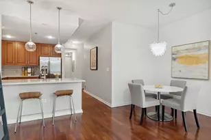 160 E Illinois St, Chicago, IL 60611 - Photo 10