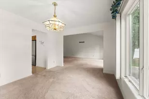 2412 Stillwater Dr, Champaign, IL 61821 - Photo 12