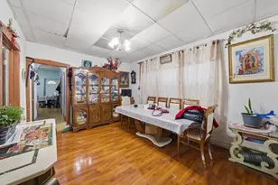 2736 W Francis Pl, Chicago, IL 60647 - Photo 6