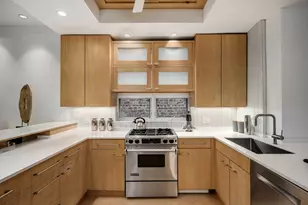 2147 N Claremont Ave, Chicago, IL 60647 - Photo 10