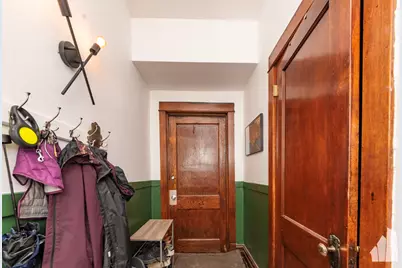 1227 N Rockwell Street #2, Chicago, IL 60622 - Photo 2