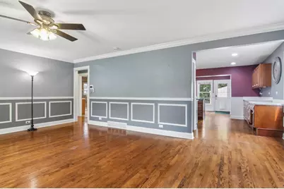 409 Hubbard Avenue, Elgin, IL 60123 - Photo 6