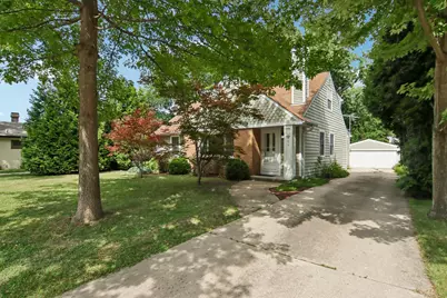409 Hubbard Avenue, Elgin, IL 60123 - Photo 2