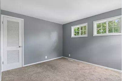 409 Hubbard Avenue, Elgin, IL 60123 - Photo 20
