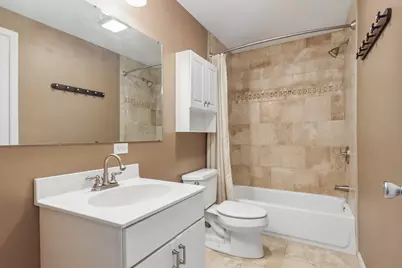 409 Hubbard Avenue, Elgin, IL 60123 - Photo 24