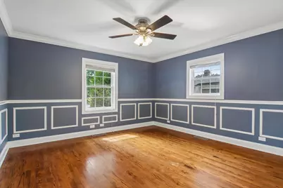 409 Hubbard Avenue, Elgin, IL 60123 - Photo 16