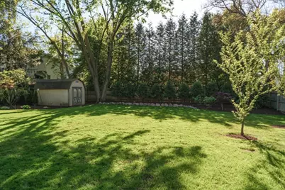 586 Earl Drive, Northfield, IL 60093 - Photo 20