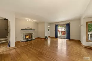 105 E Main St, Yorkville, IL 60560 - Photo 8