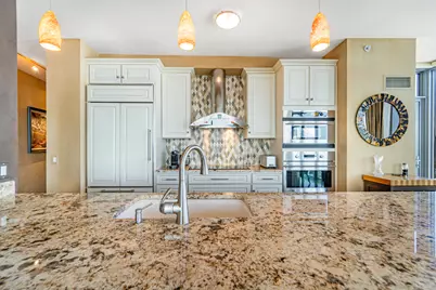100 E 14th Street #2201, Chicago, IL 60605 - Photo 8